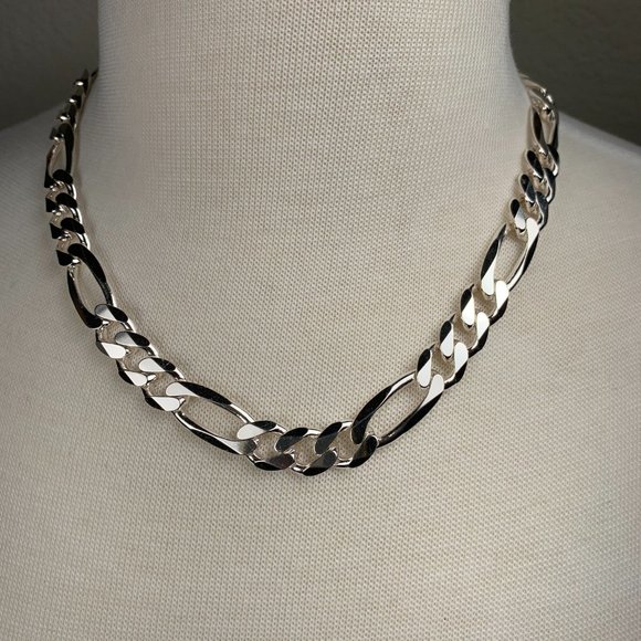 NEW 76.2 grams (11mm) 20” Italian Figaro Chain Necklace in Sterling Silver - Picture 2 of 5